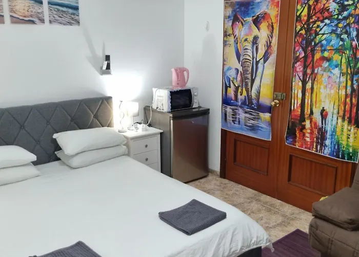 Large Modern Double Room