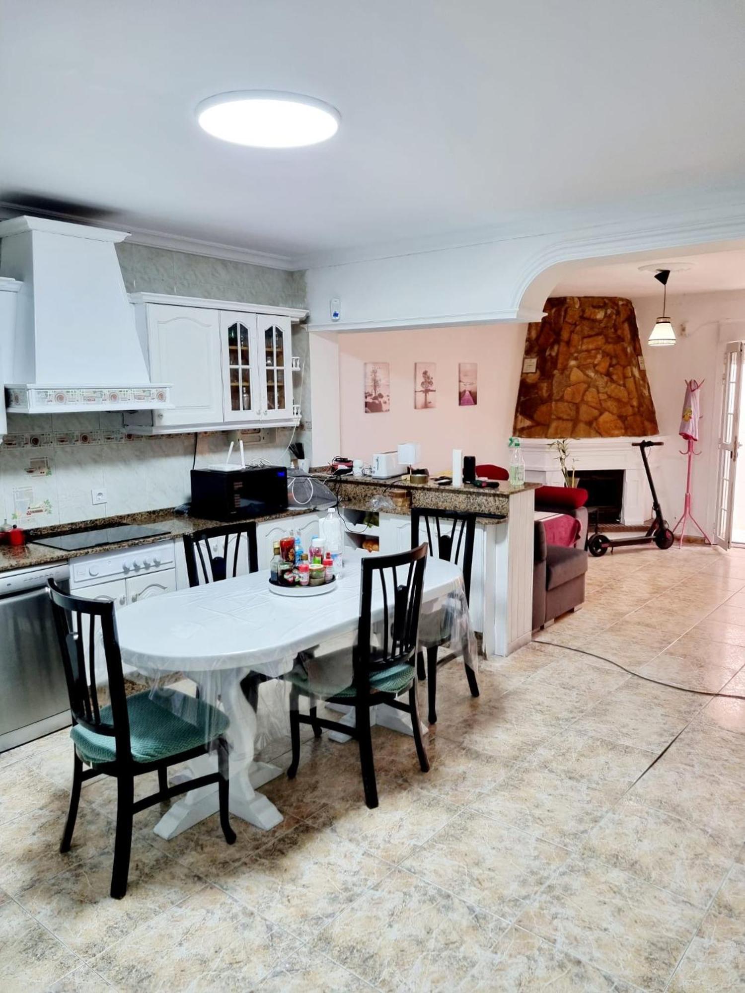 Homestay Large Modern Double La Linea de la Concepcion